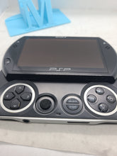 Load image into Gallery viewer, Psp go
