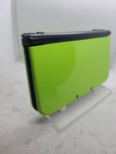 Load image into Gallery viewer, New 3ds XL
