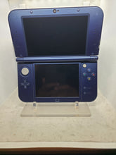 Load image into Gallery viewer, New 3ds XL (top screen tn)
