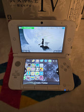 Load image into Gallery viewer, 3ds XL persona
