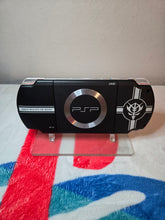 Load image into Gallery viewer, Psp 2000 prince of zeon
