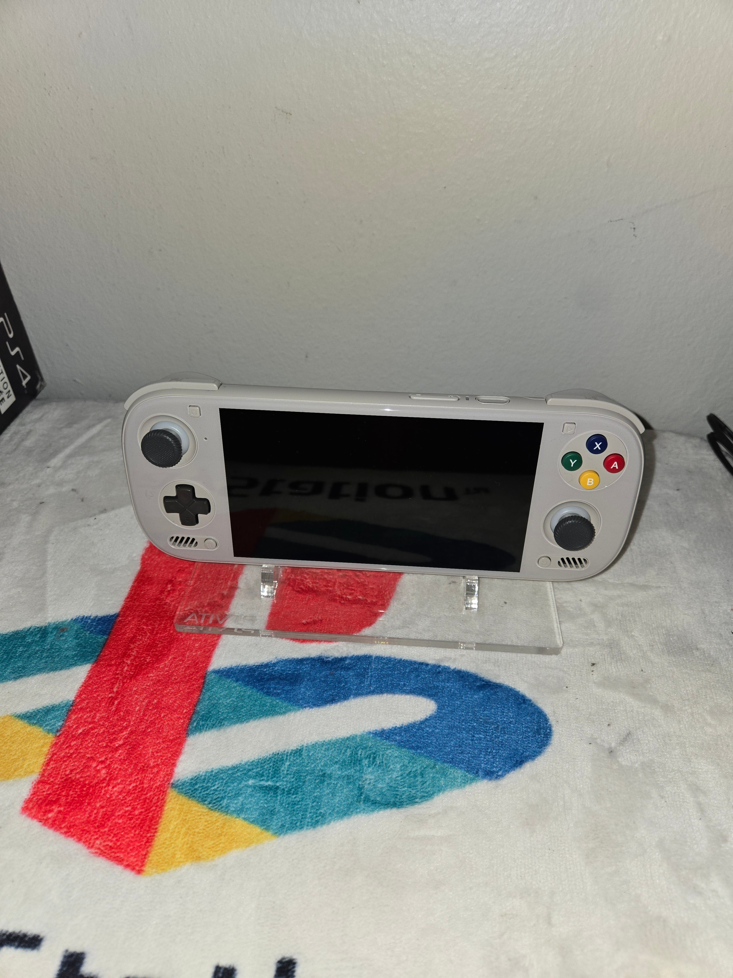 Odin 2  12/256.  Rainbow