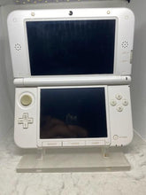 Load image into Gallery viewer, 3ds XL mario

